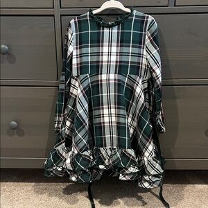 SweetHoney Green Plaid Dress with Ruffle Detail. Size 4T